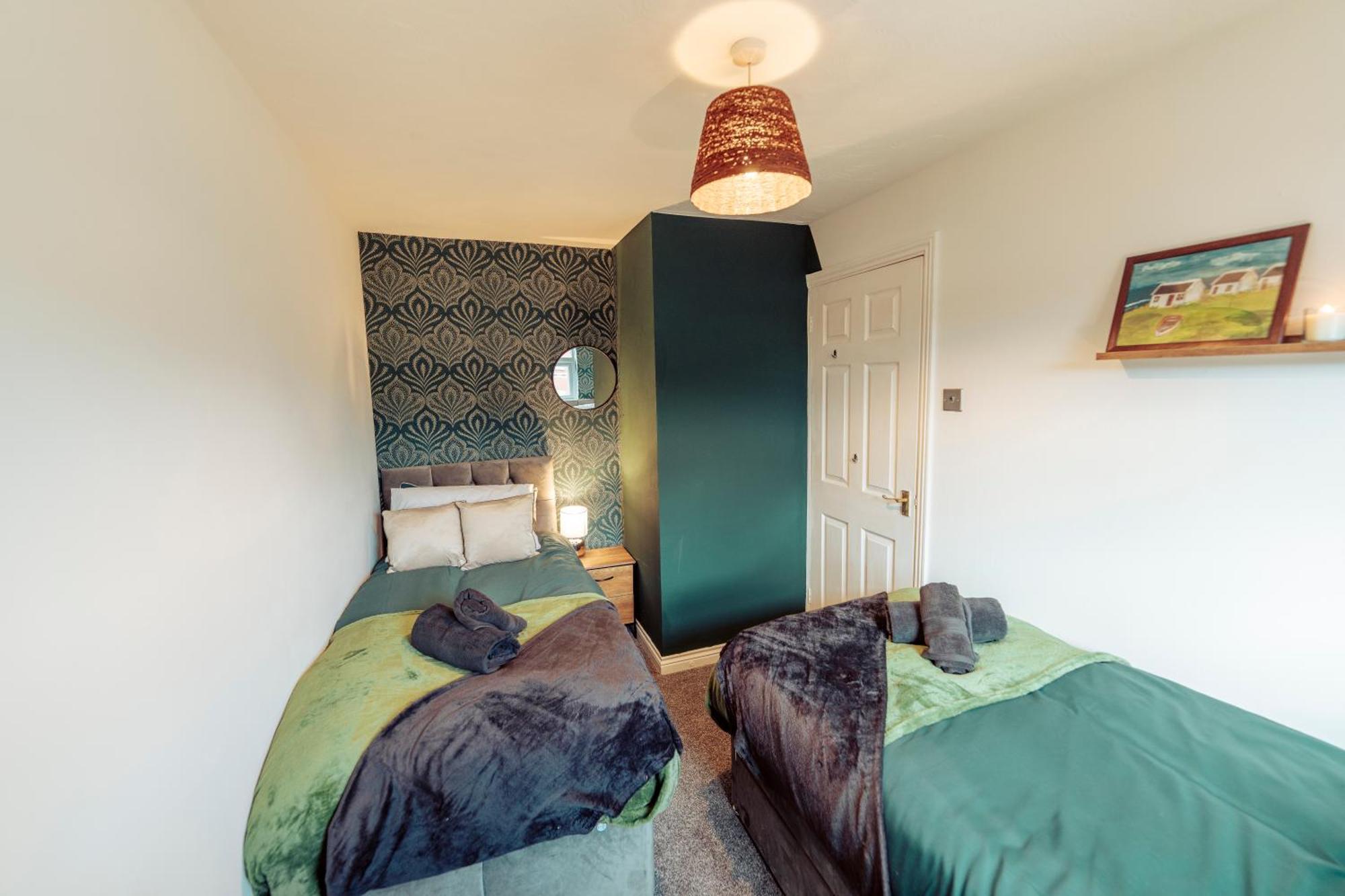2 Bedroom Peaceful Home, Colchester Mile End Extérieur photo
