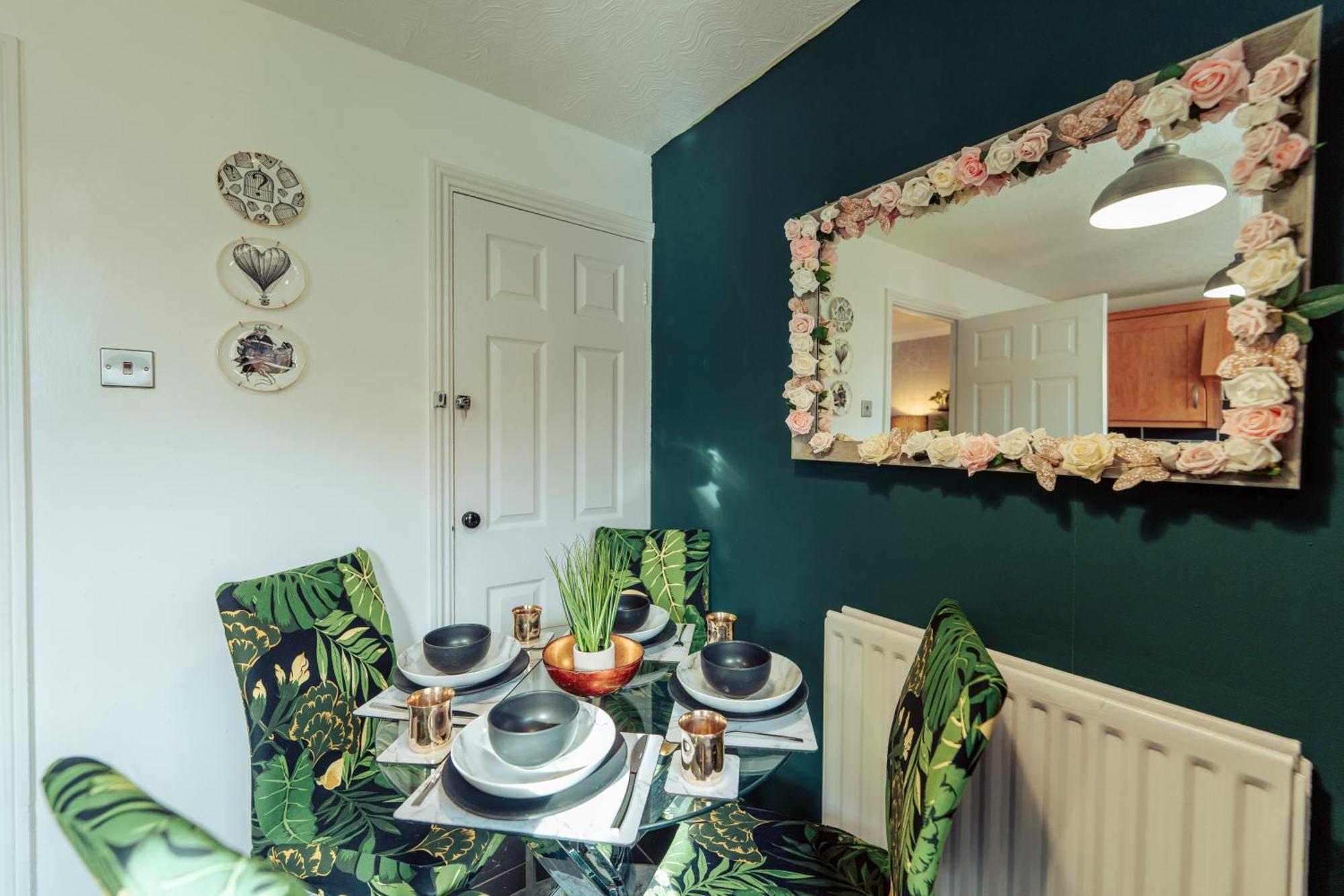 2 Bedroom Peaceful Home, Colchester Mile End Extérieur photo